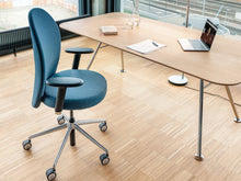 Lade das Bild in den Galerie-Viewer, Büromöbel/Schreibtisch/Girsberger/Akio Steel