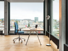 Lade das Bild in den Galerie-Viewer, Büromöbel/Schreibtisch/Girsberger/Akio Steel