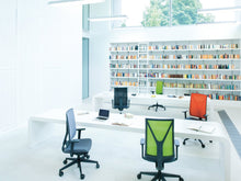 Lade das Bild in den Galerie-Viewer, Büromöbel/Bürostuhl/Drehstuhl/Girsberger Yanos