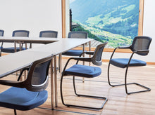 Lade das Bild in den Galerie-Viewer, Büromöbel/Bürostuhl/Besucherstuhl/Giroflex 161
