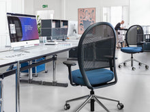 Lade das Bild in den Galerie-Viewer, Büromöbel_Bürostuhl_Girsberger Marva